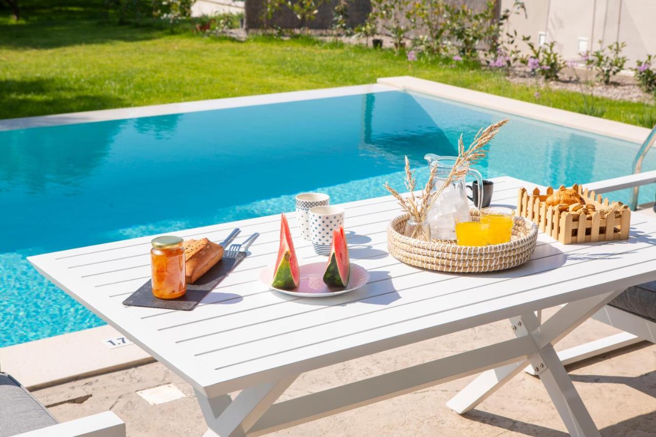 Averto Villas With Private Pool Нідрі Екстер'єр фото