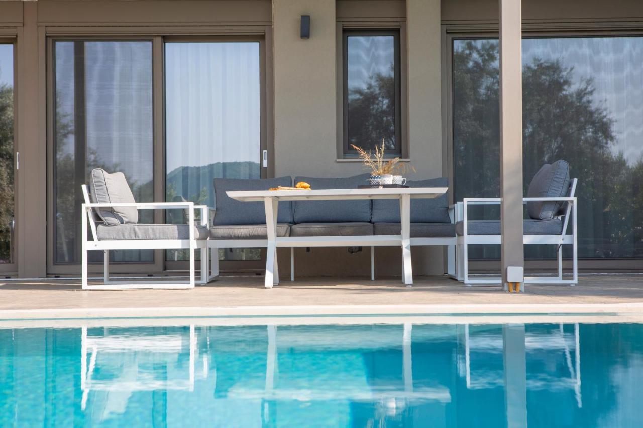 Averto Villas With Private Pool Нідрі Екстер'єр фото