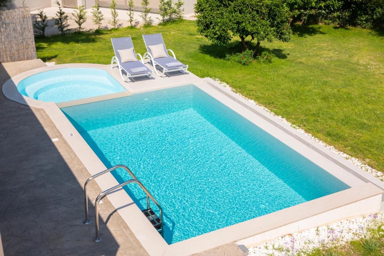 Averto Villas With Private Pool Нідрі Екстер'єр фото